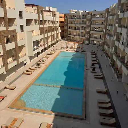 Avenuo Apartment